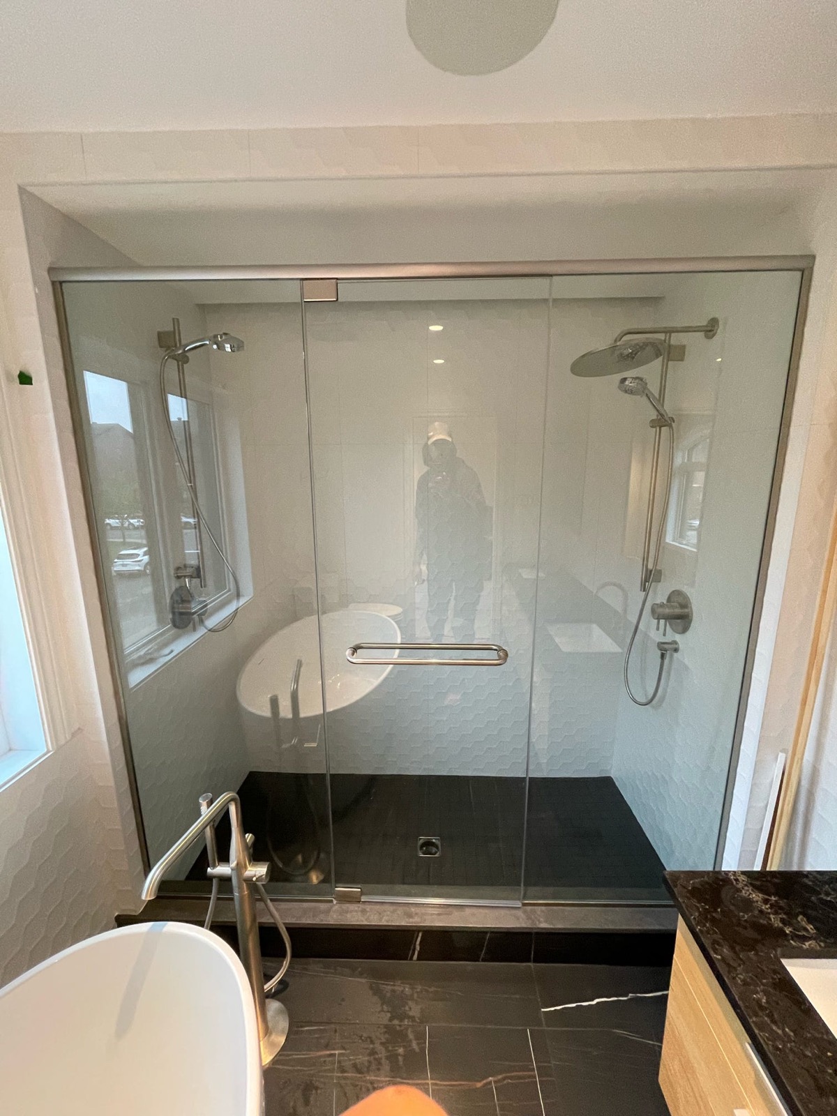 Douche vitrée luxueuse