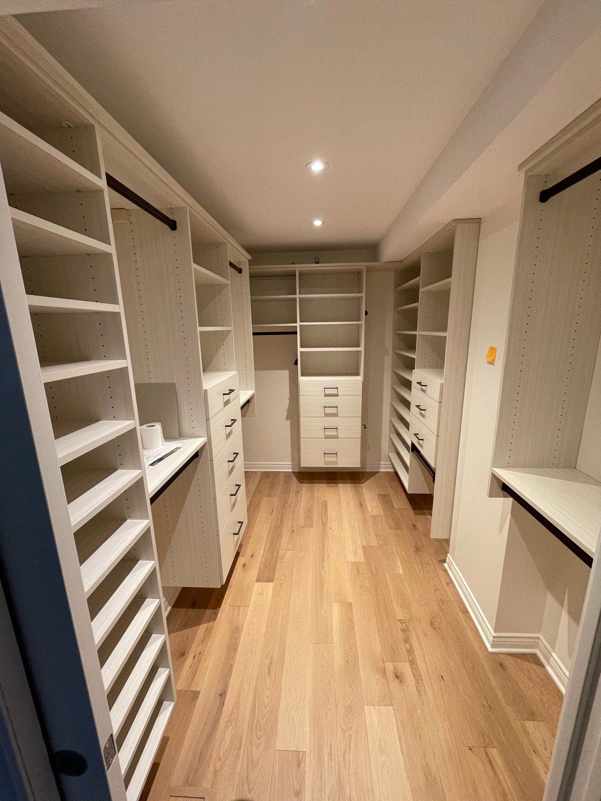 Garde-robe sur mesure